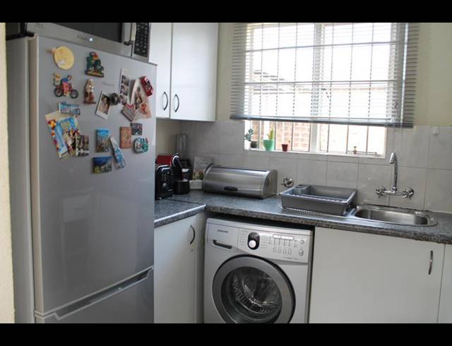 2 BEDROOM TOWNHOUSE FOR SALE IN EDEN GLEN